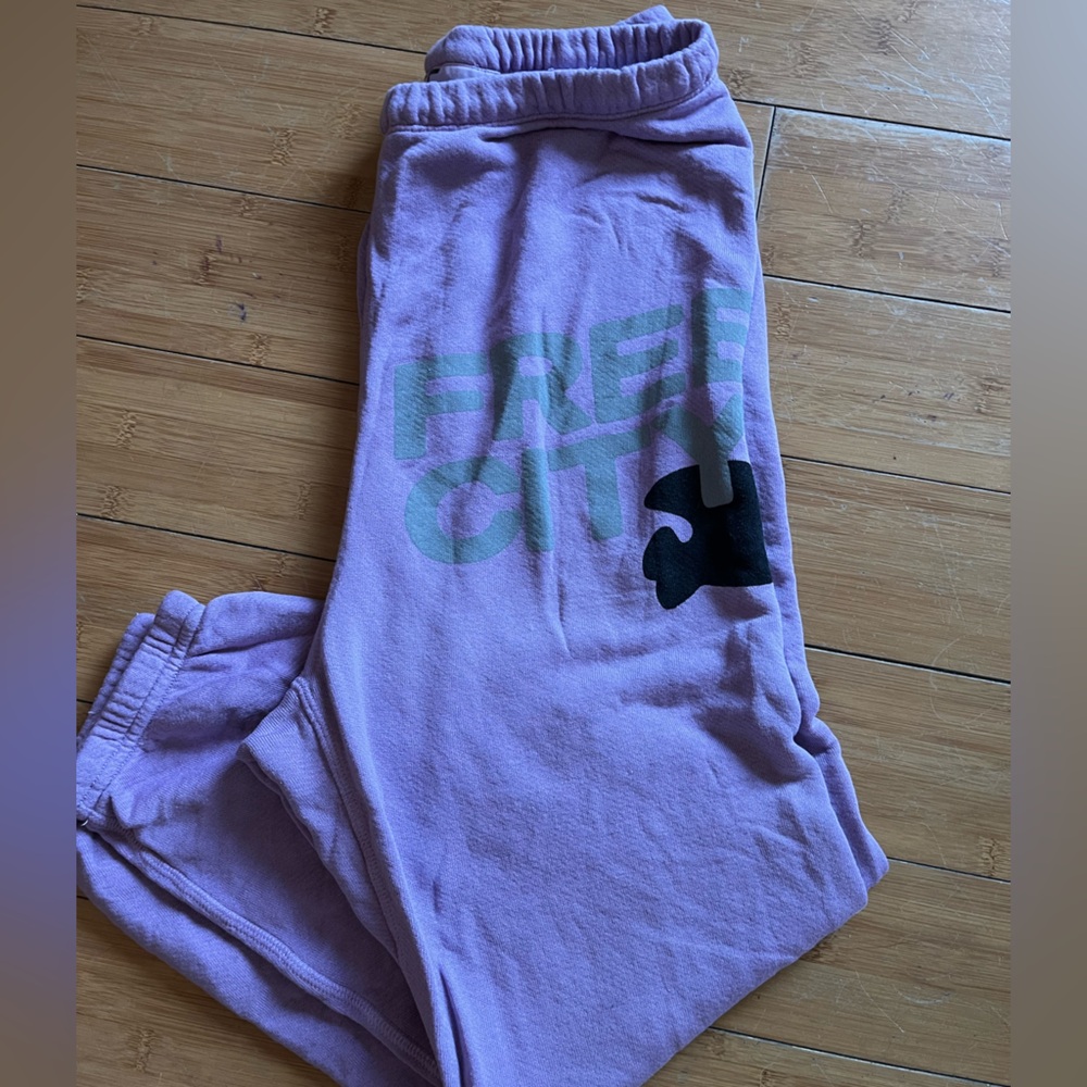 Free City Purple Sweatpants Sz S - Picture 4 of 5
